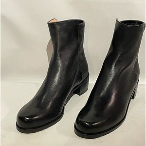 NIB!! Stuart Weitzman Easyon Reserve Chelsea Boot, Sz 7.5 , Black Dress Nappa